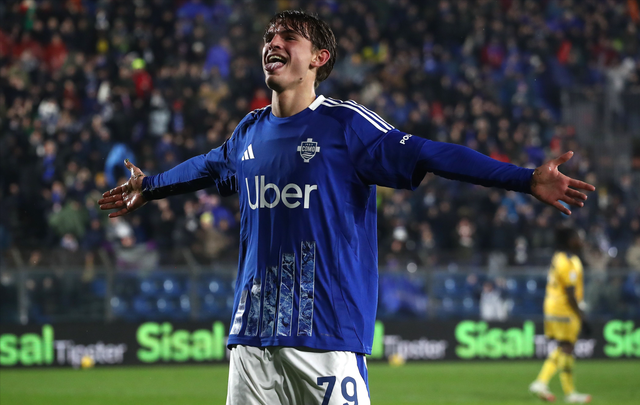 攻入两球 攻入两球